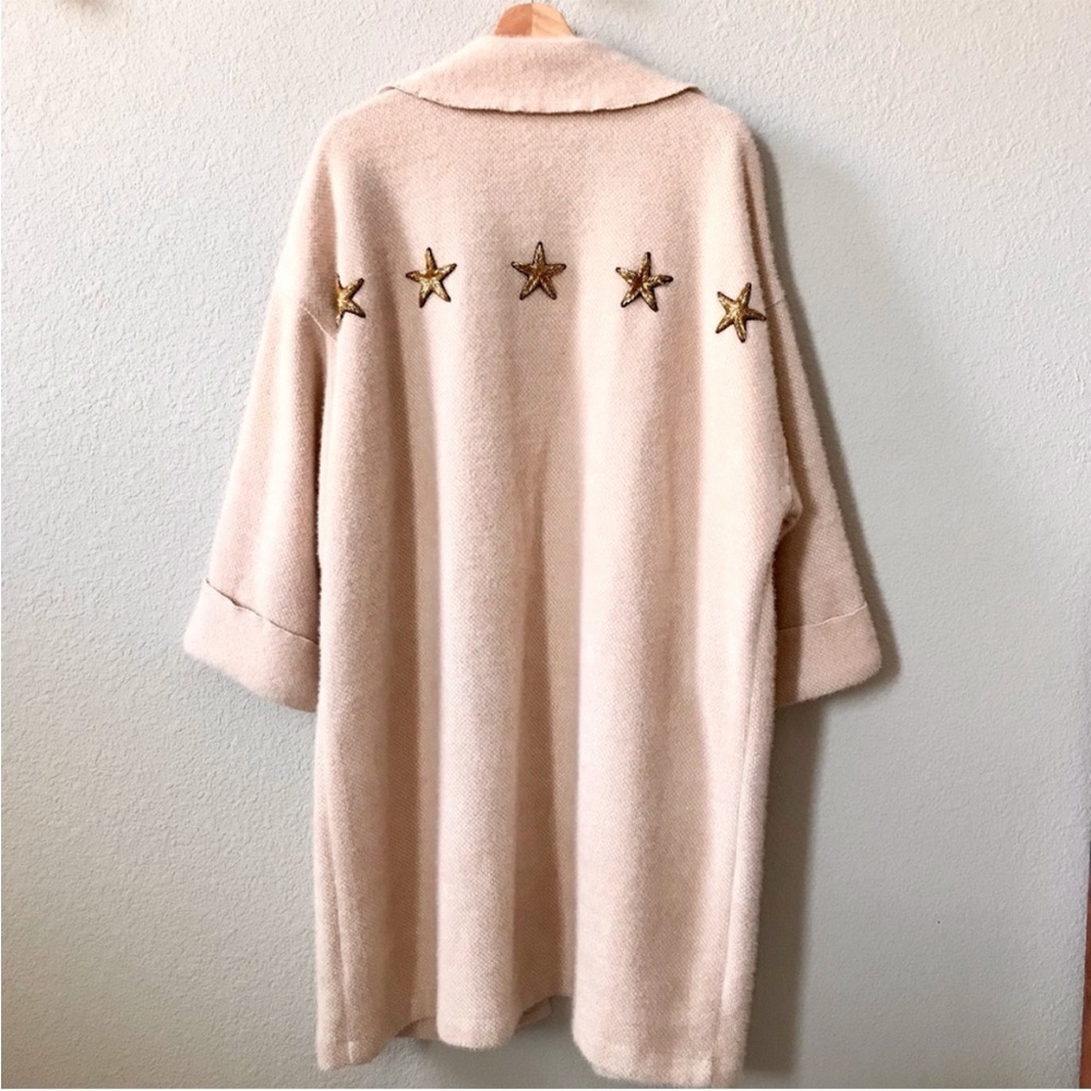 Traffic People Fuzzy Cozy Cream Star Back Oversized Cardigan Sz Medium Longline